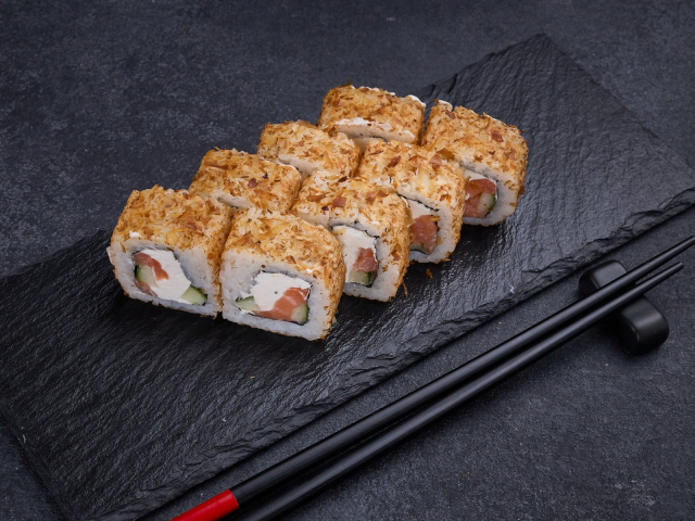 РОЛЛ БОНИТА С ЛОСОСЕМ