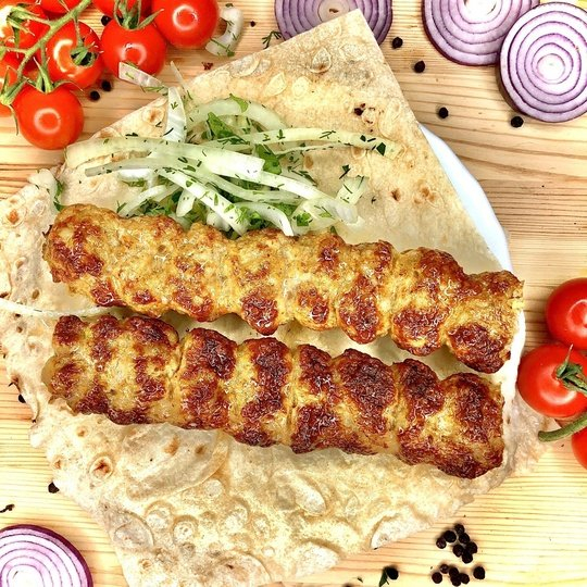 Люля-кебаб с сыром из курицы