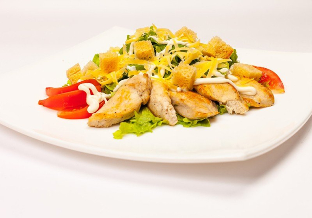 Цезарь с курицей