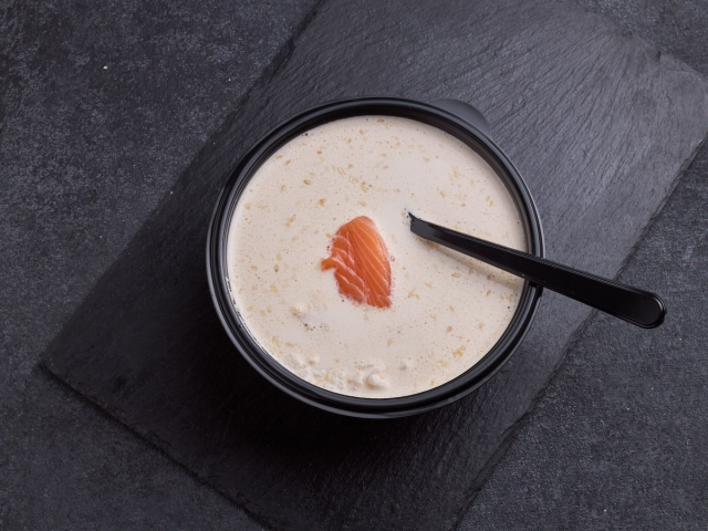 СУП СЛИВОЧНЫЙ С ЛОСОСЕМ