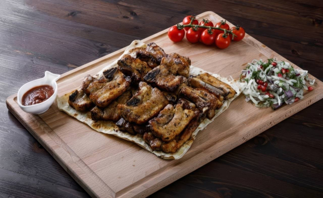 1 кг ребра свиные