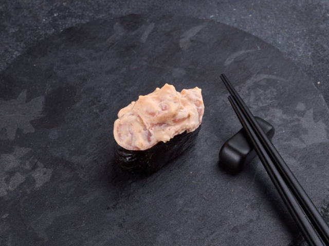 СУШИ ОСТРЫЕ С КРЕВЕТКОЙ