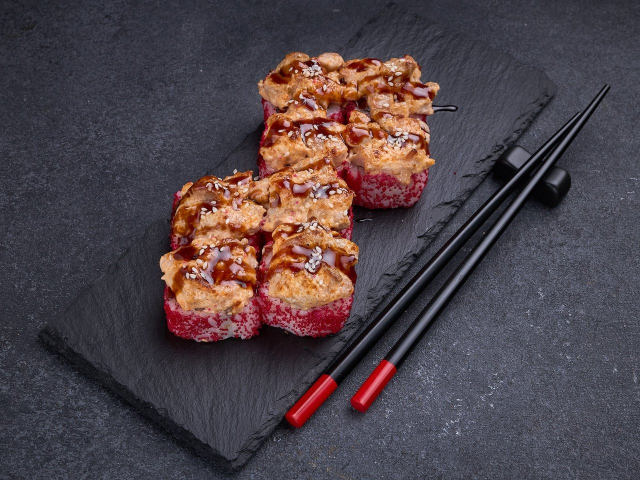 ЗАПЕЧЁННЫЙ РОЛЛ СПАЙСИ С ТУНЦОМ