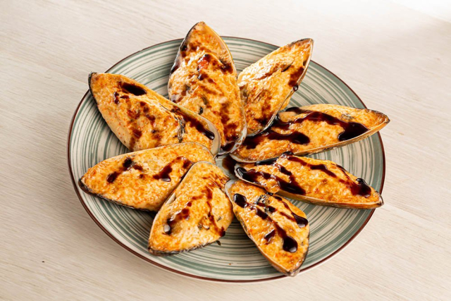 Запеченные мидии макси