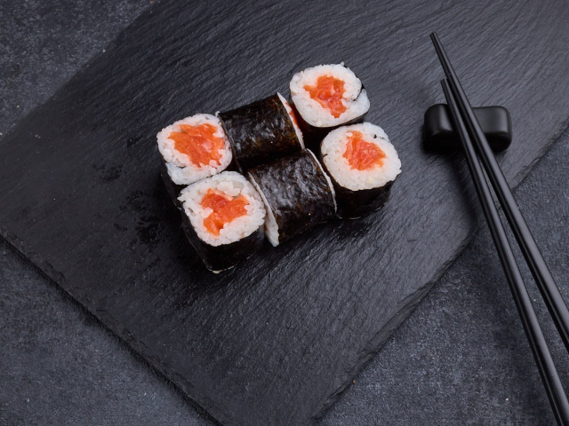 КЛАССИЧЕСКИЙ С ЛОСОСЕМ